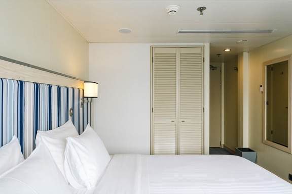 Ship accomodation